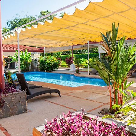 Hotel Costa Pacifica Естерільос Екстер'єр фото
