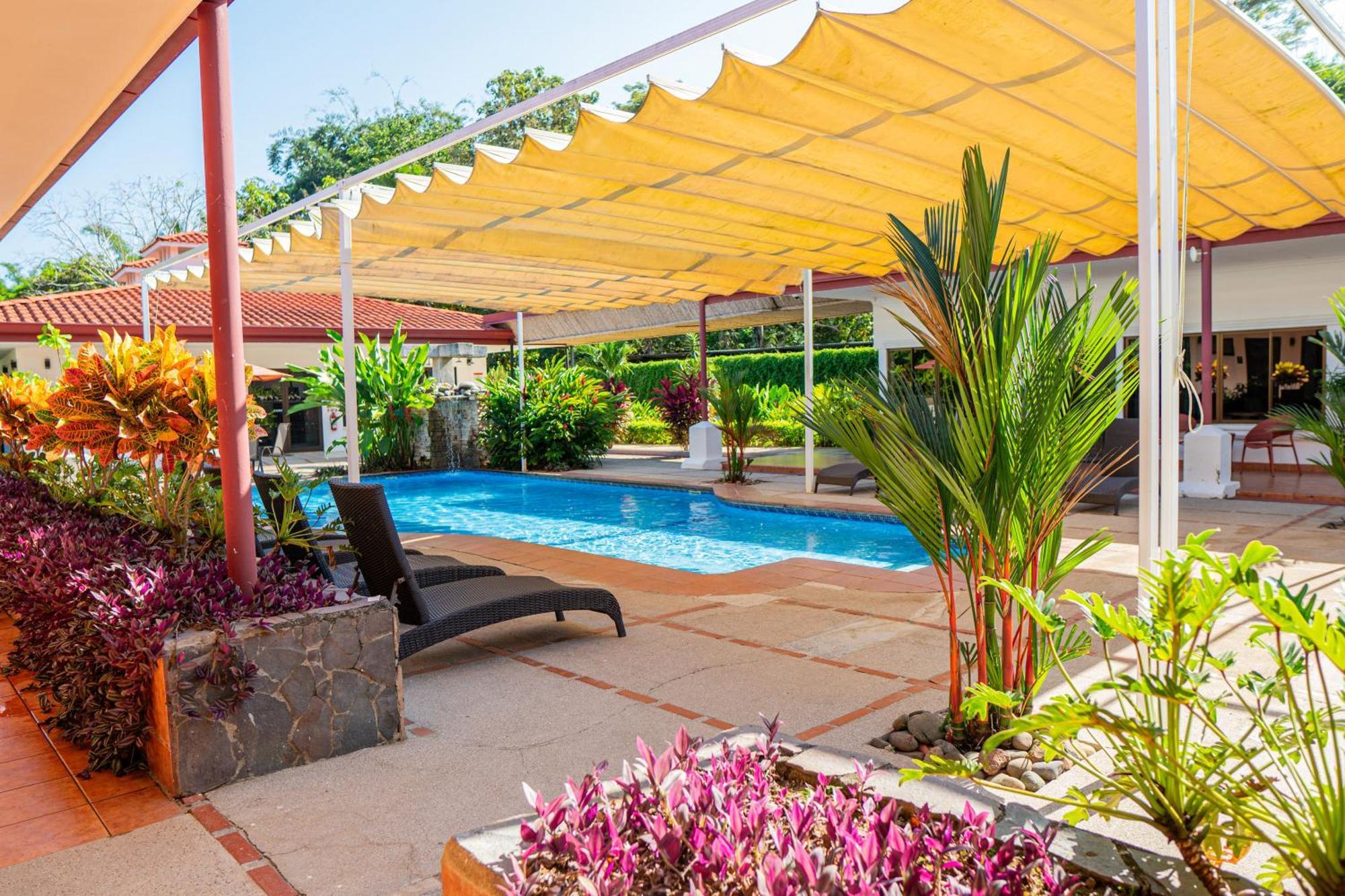 Hotel Costa Pacifica Естерільос Екстер'єр фото